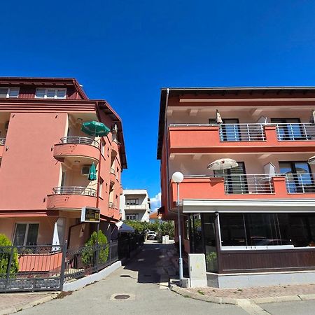 Villa & Apartments Antigona Ohrid Bagian luar foto