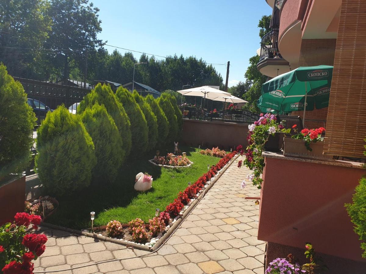 Villa & Apartments Antigona Ohrid Bagian luar foto