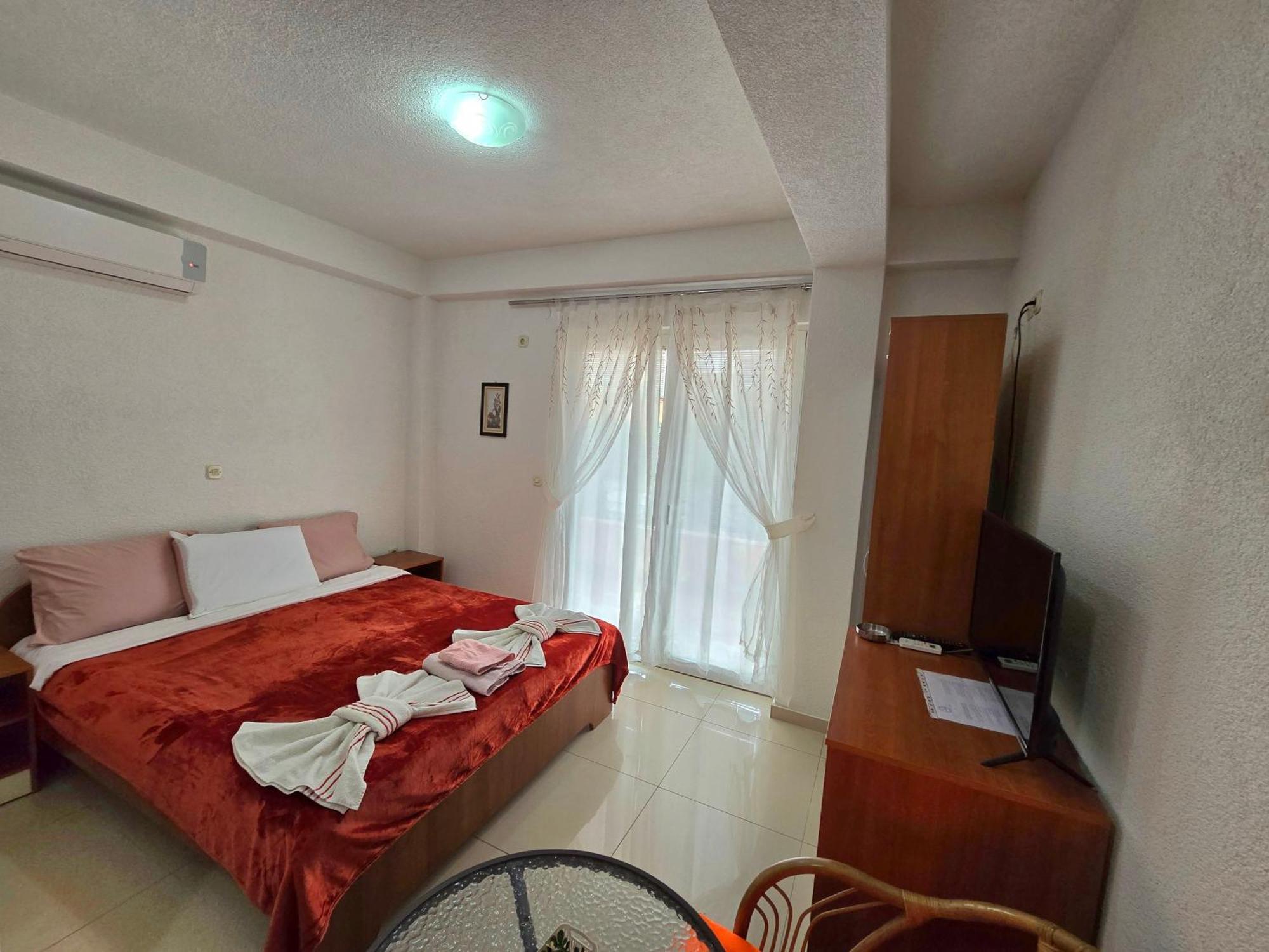 Villa & Apartments Antigona Ohrid Bagian luar foto