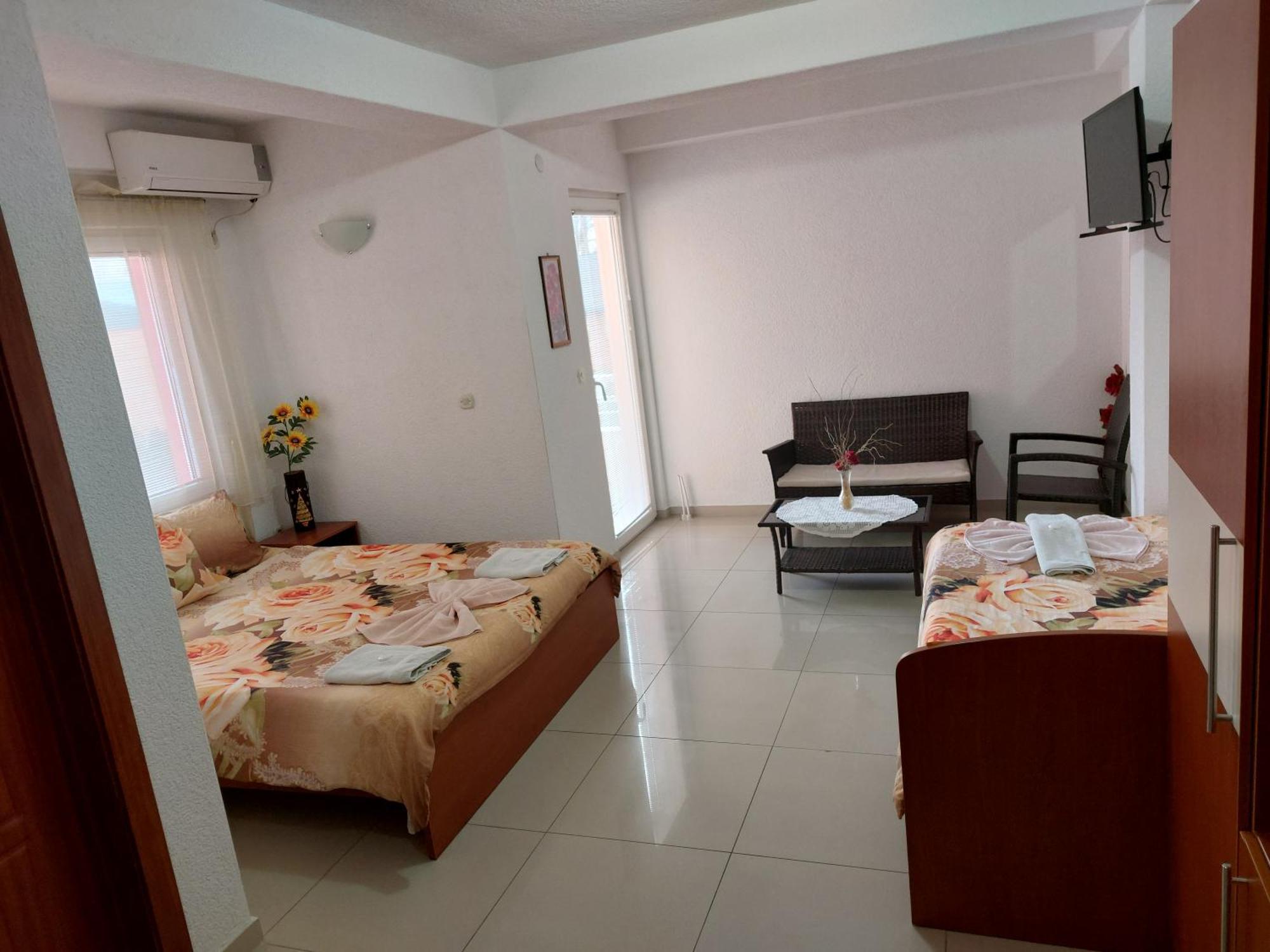 Villa & Apartments Antigona Ohrid Bagian luar foto